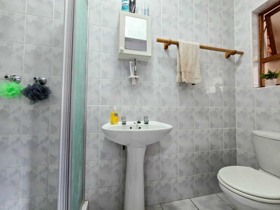 3 Bedroom Property for Sale in Stilbaai Wes Western Cape